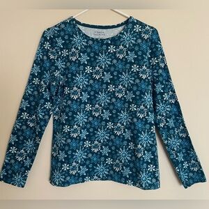 The Talbots Tee Blue and White Snowflake Print Long Sleeve Top